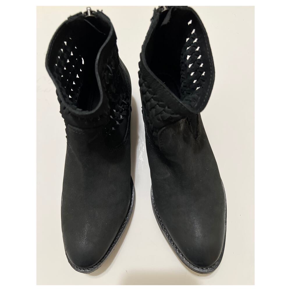 Very Volatile Leather Braided Distressed Zip Up Black Booties 8.5 - Picture 4 of 10